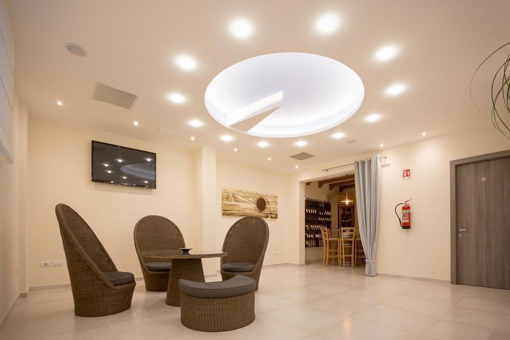 Hotel Montreal Bibione Bagian luar foto
